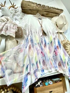 Semi sheer Feather boho tunic blouse w shabby chic resort vacay vibe